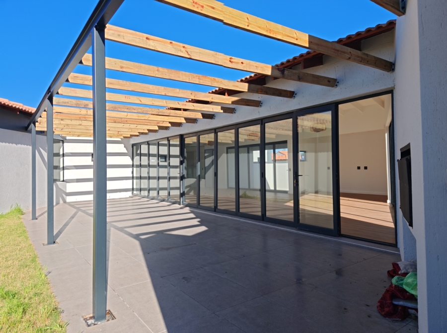 3 Bedroom Property for Sale in Langebaan Country Estate Western Cape